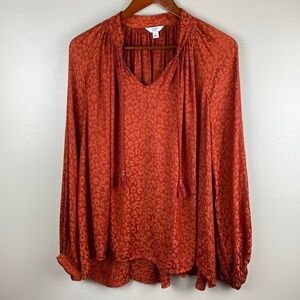 Crown & Ivy Woman’s Size Large Blouse Long Sleeve Flowy animal print rust orange